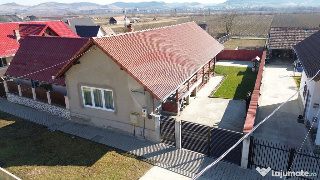 Casă în comuna săsească Dârlos – combinația perfe...
