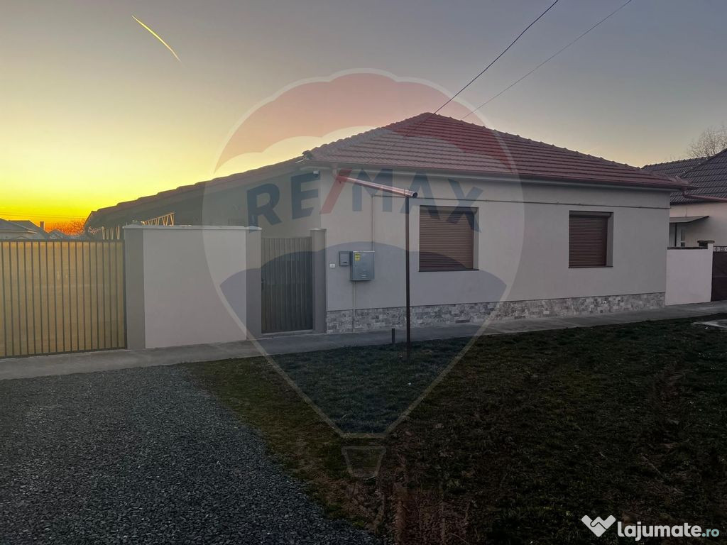 Casă 3 camere Lux Sanpaul 1080 mp teren