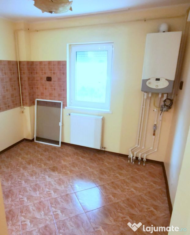 Apartament cu 2 camere, parter - Siderurgistilor