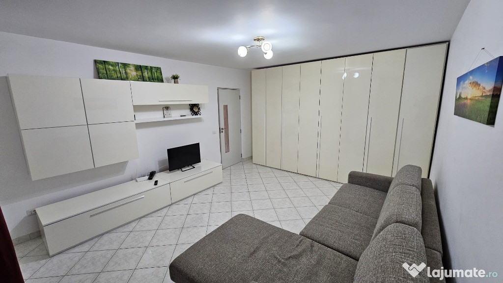 Inchiriez apartament cu o camera 45mp cartier IC Frimu