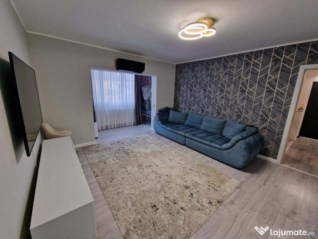 Apartament de 2 camere, 53 mp, semidecomandat, zona Garii