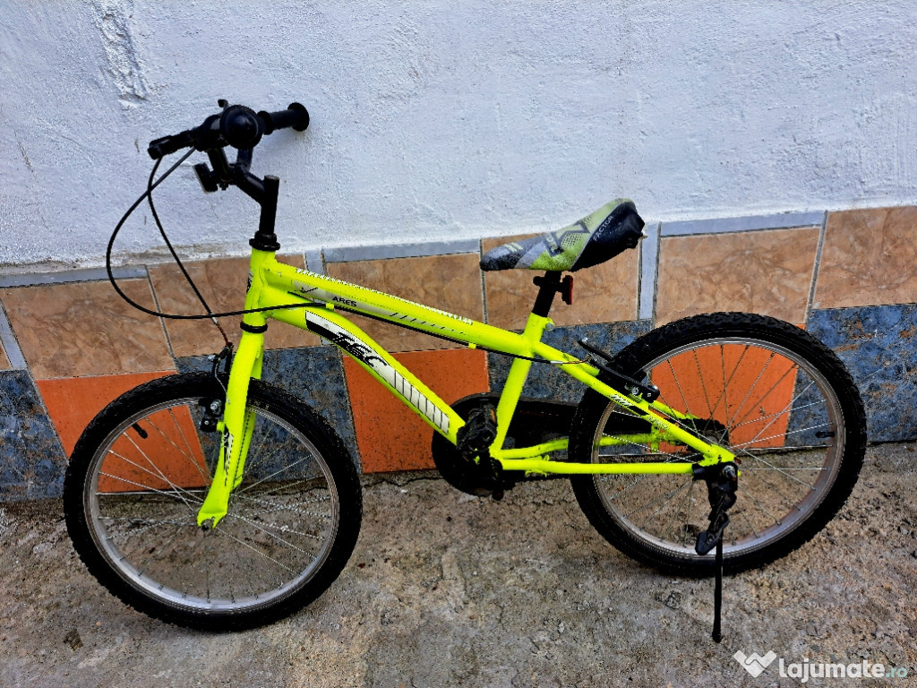 Bicicleta varsta 6-10 ani