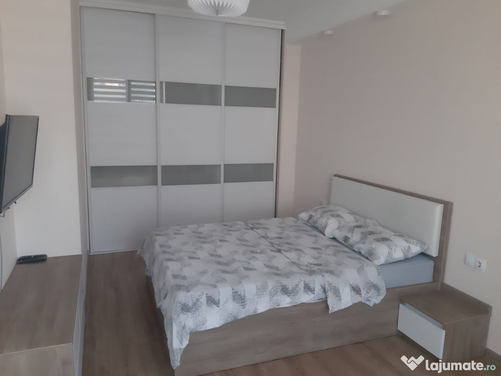 Oferim spre inchriere un apartament in zona Calea Bucuresti