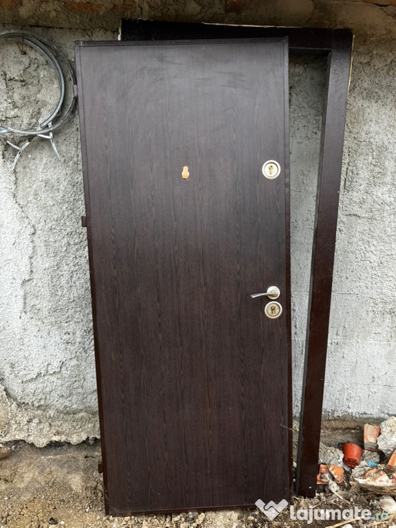 Usi pentru exterior