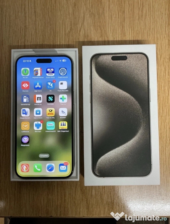 Apple iPhone 15 Pro Max 256GB Natural Titanium.