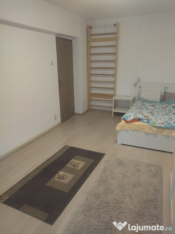 3 camere, Mihai Bravu nr.45