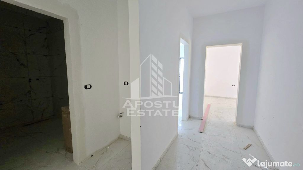 Apartament cu 2 camere, decomandat, etaj intermediar, zon...