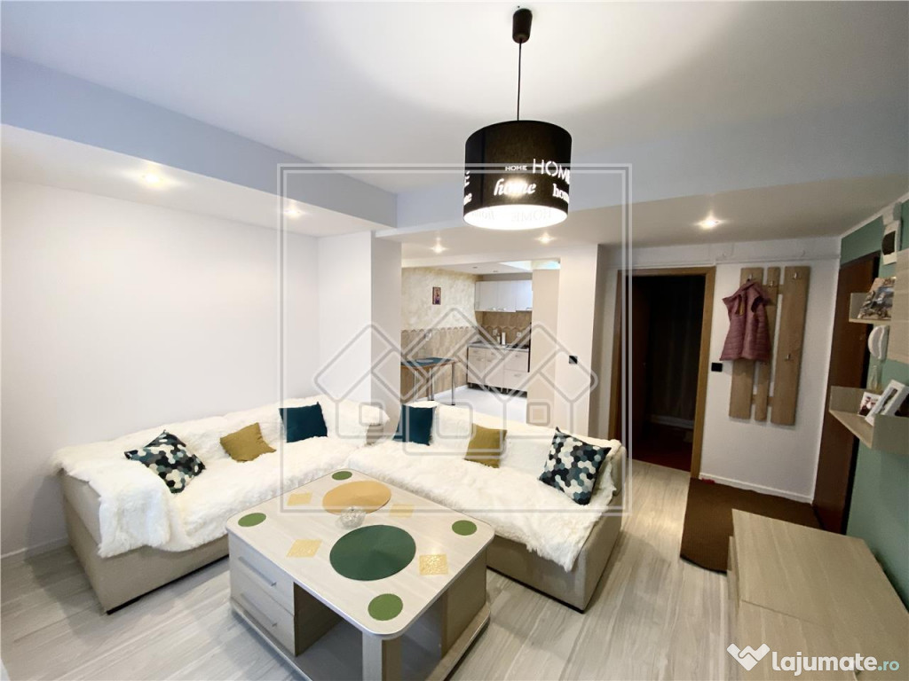 Apartament cu 3 camere -mobilat si utilat - zona V. Aurie