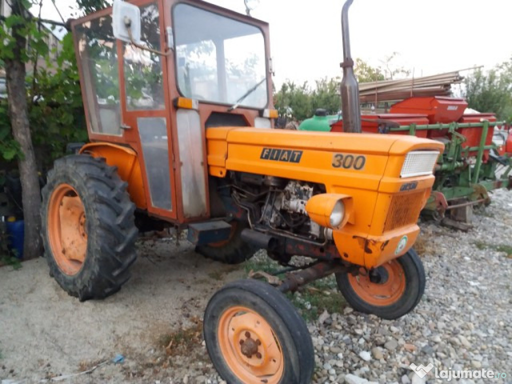 Tractoare Fiat Modelele 300, 315, 250, 215, aduse recent Italia