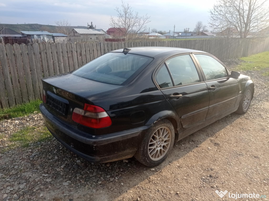 Dezmembrez bmw 320 D