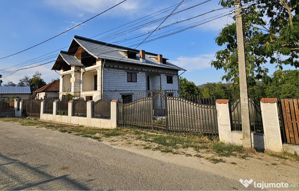 Casa Retevoiesti, Arges