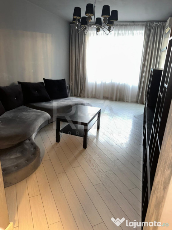Apartament cu 4 camere, decomandat, bl 1978, et 4/11, Colent