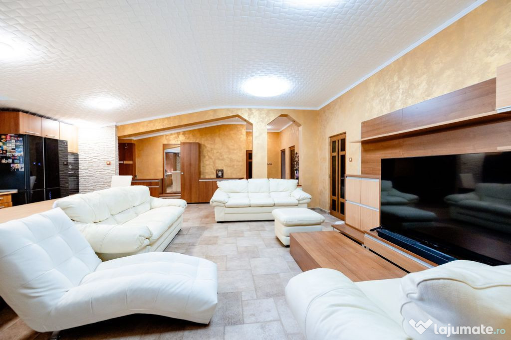 Casa în care liniștea face parte din decor - comision 0...