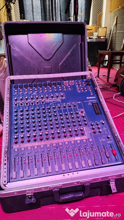 Mixer Yamaha Mg 166cx