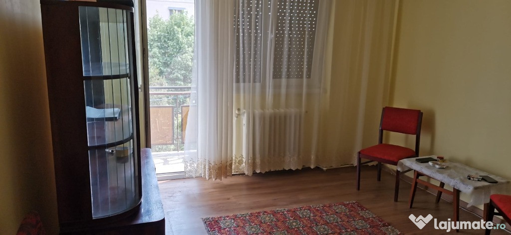 Apartament 2 camere,zona Piata Centrala