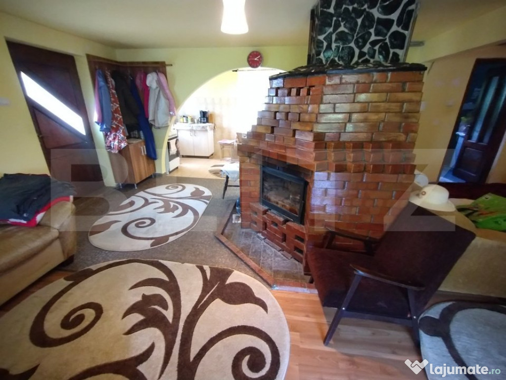 Cabana 3 cam,2 nivele 100 mp+teren extravilan 2,5 ha+1 ha pa