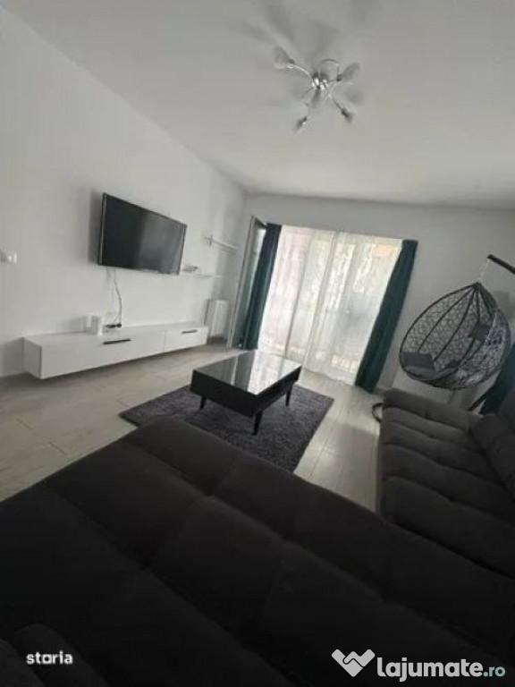 Apartament cu 3 camere, decomandat - zona Avantgarden