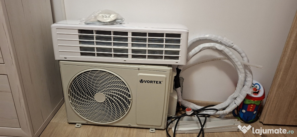 Vand aparat aer condiționat 12.000 btu Tel.0766869178