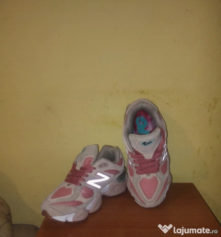 Vând adidași New Balance Ediție limitată