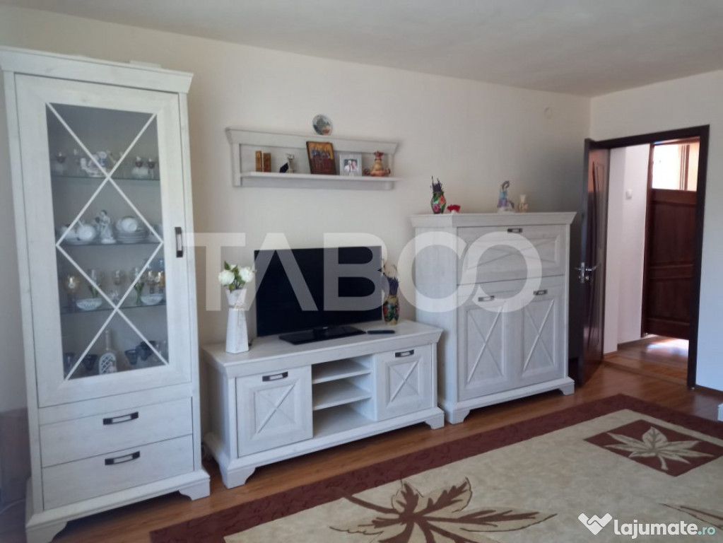 Apartament la casa de inchiriat 97 mpu mutare imediata