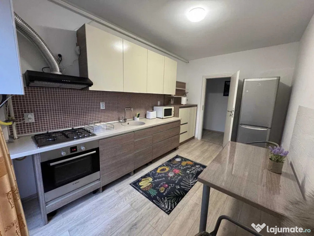 De închiriat – Apartament 2 camere complet mobilat și ut
