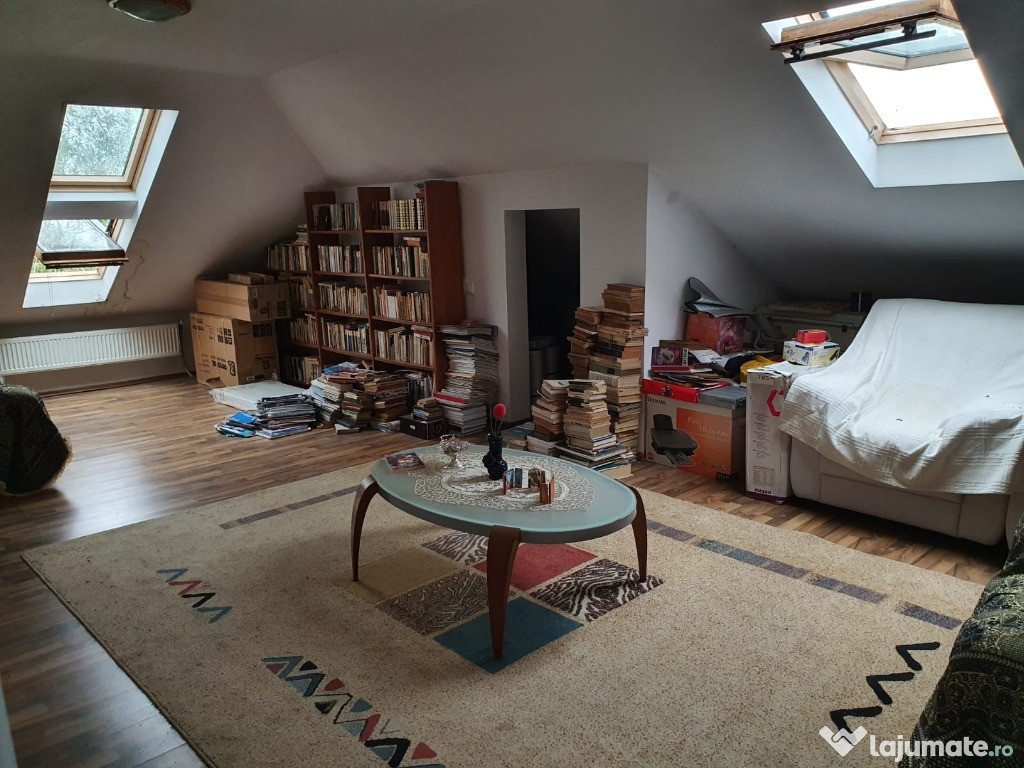 Apartament 4 camere spatios cu mansarda (4 dormitoare) central