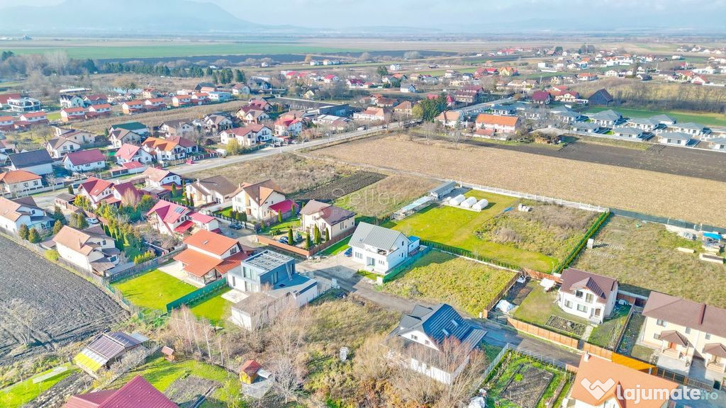 Teren Intravilan Stupini