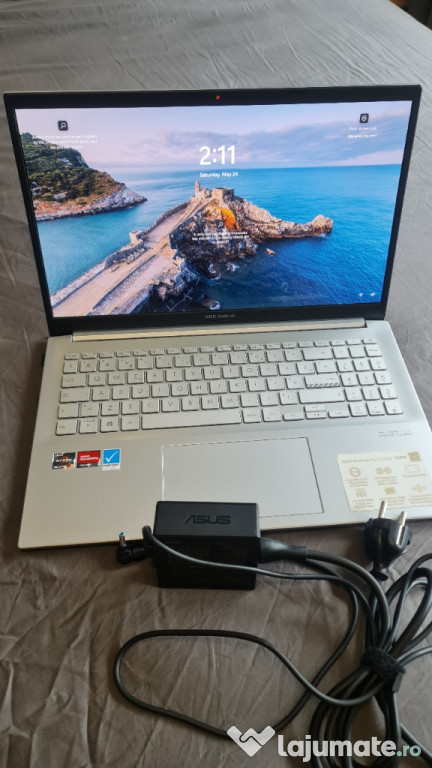 Laptop Business Asus 15.6 M3500Q OLED PANTONE Ryzen 9 5900HX