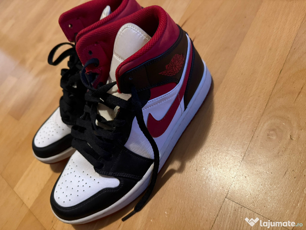 Adidași Jordan Air mid