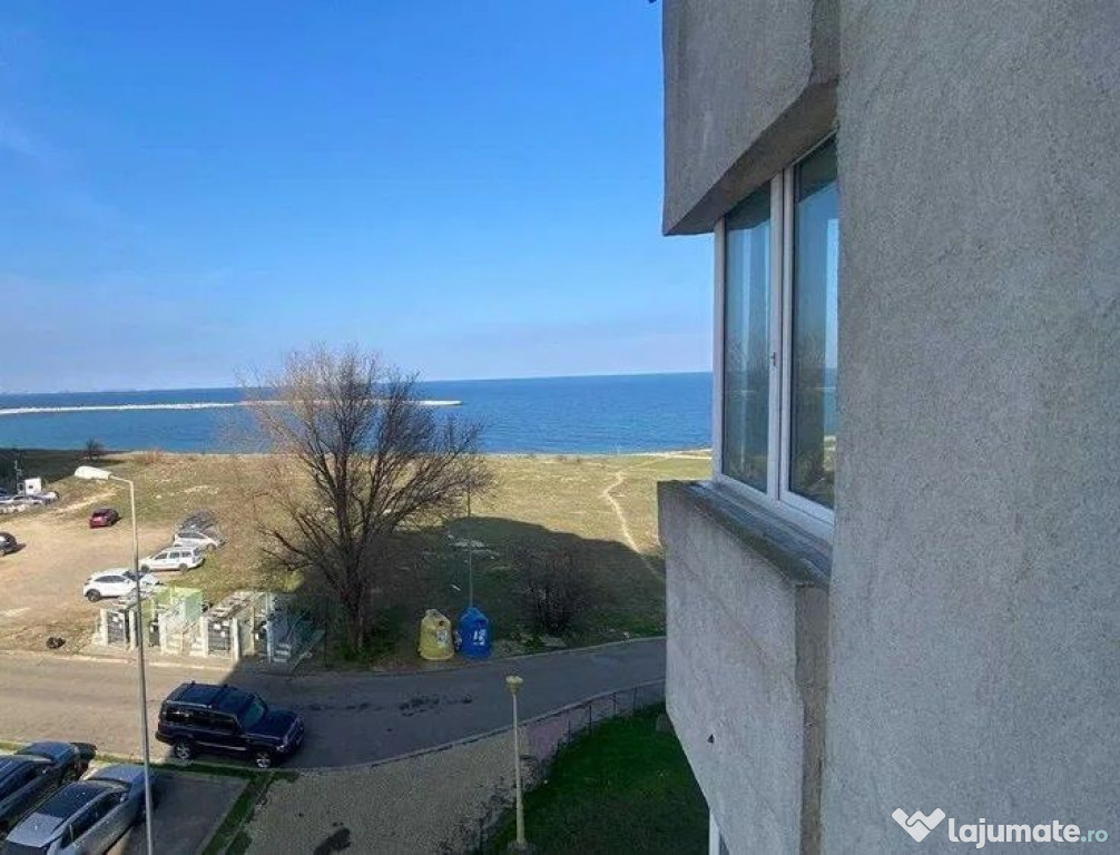 Faleza nord-apartament 4 camere cu vedere la mare