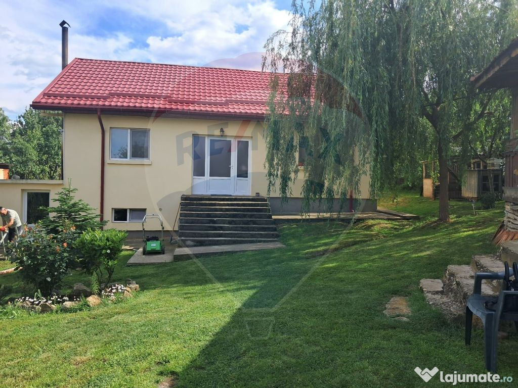 Casă BUCOVAT ,3 CAMERE , TEREN -733 mp