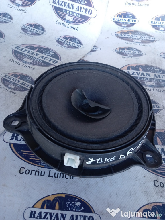 Boxa dreapta spate Nissan Juke 2011