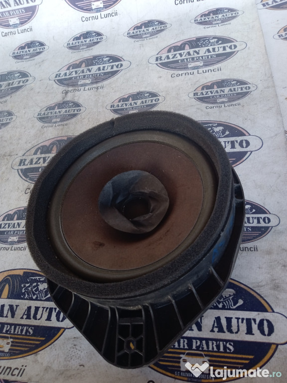 Boxa stanga spate Opel Astra J