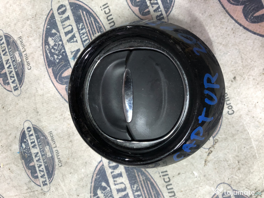 Grila ventilatie stanga Renault Captur 2015