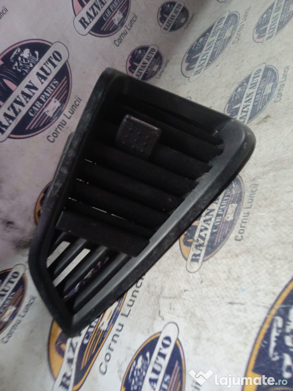 Grila ventilatie stanga Ford Ecosport 2015