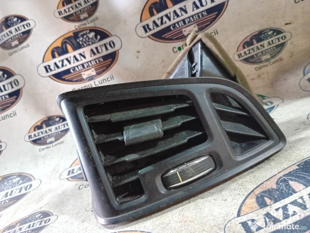 Grila ventilatie dreapta Ford B-MAX 2013