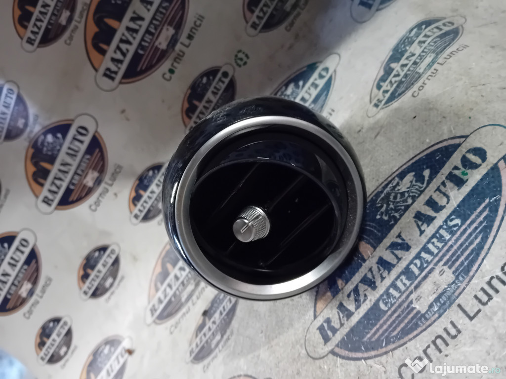 Grila ventilatie dreapta Mercedes C-Class 2015