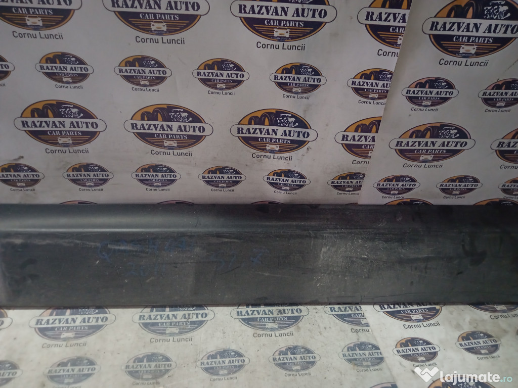 Bandou usa stanga fata Nissan Qashqai 2011