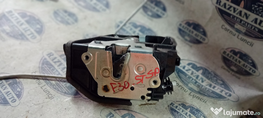 Broasca stanga spate BMW F30 2015