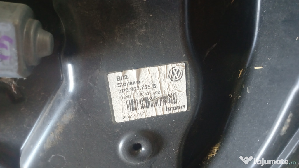 Macara geam dreapta fata Volkswagen Touareg 2012