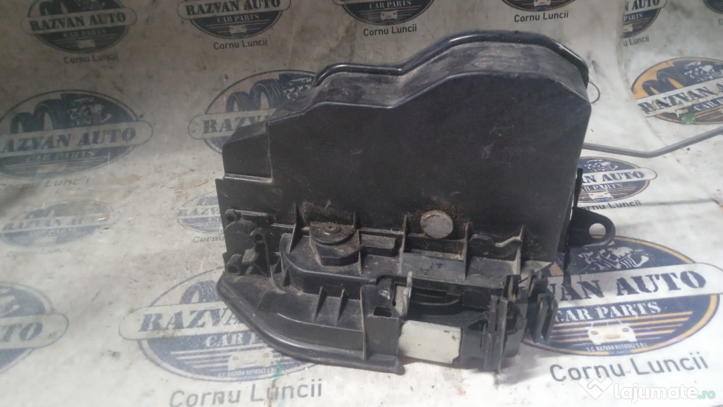 Broasca dreapta spate BMW X3 F25 2013