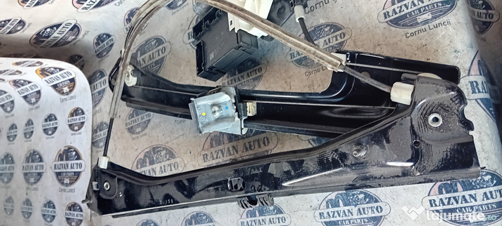 Macara geam stanga fata Volkswagen Jetta 2012