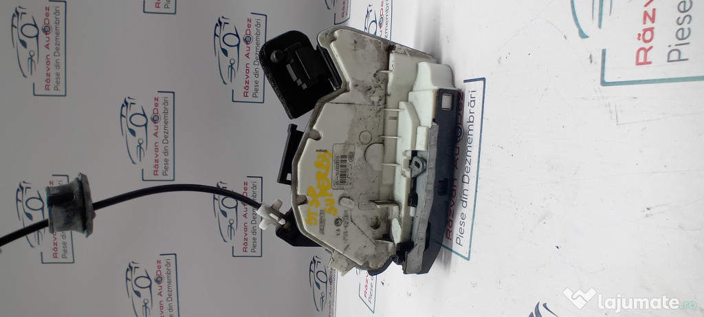 Broasca stanga spate Skoda Superb 3 2016