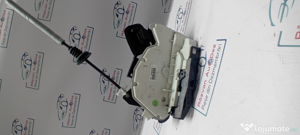 Broasca stanga spate Skoda Fabia 3 2015