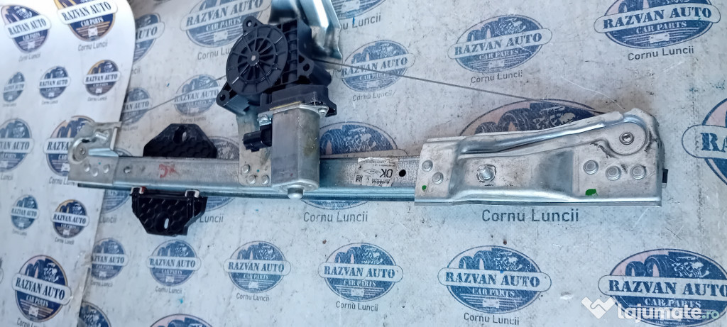 Macara geam dreapta spate Dacia Duster 2019