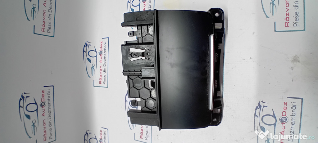 Scrumiera Audi A5 2010