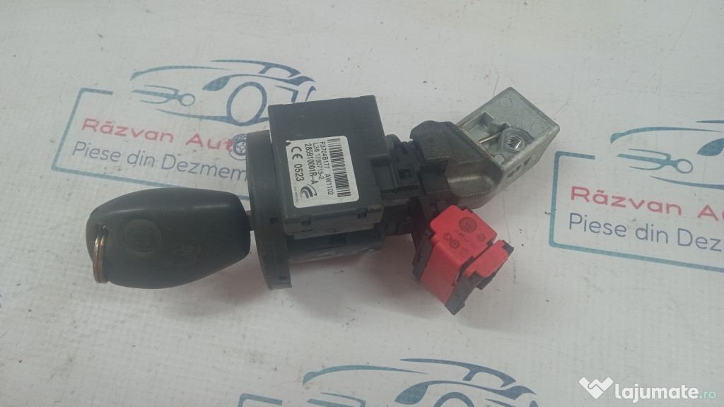 Contact plus cheie Dacia Sandero 2017