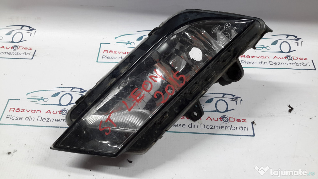 Proiectoare stanga Seat Leon 2015