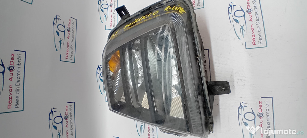 Proiector stanga Volkswagen Scirocco 2012