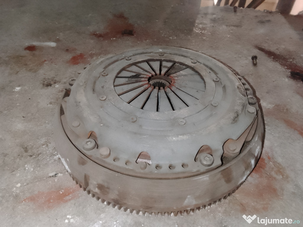 Kit ambreiaj 6+1 masa dubla Peugeot 508 1.6 Motorina 2013